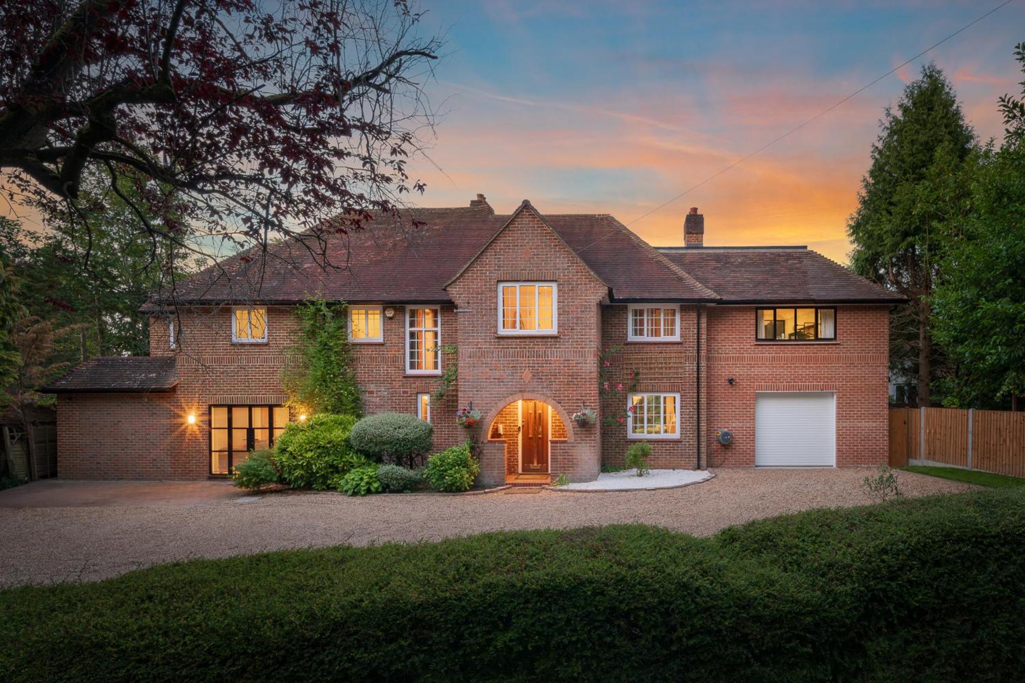 Westleigh Hotel Ashtead Exterior foto